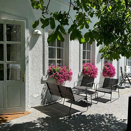 Apartment Mit Gartenblick Und Terrasse Baden Eksteriør billede
