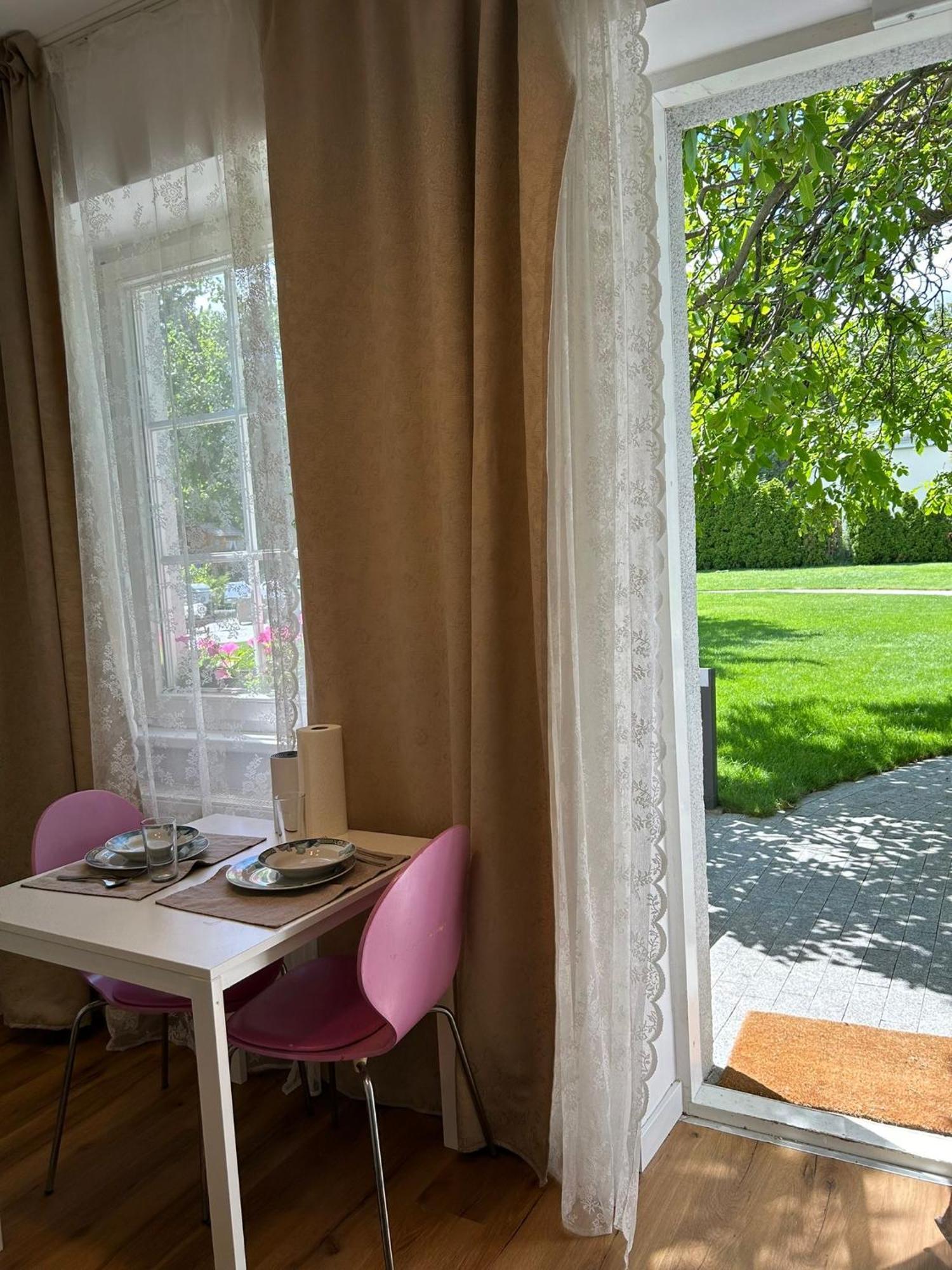 Apartment Mit Gartenblick Und Terrasse Baden Eksteriør billede